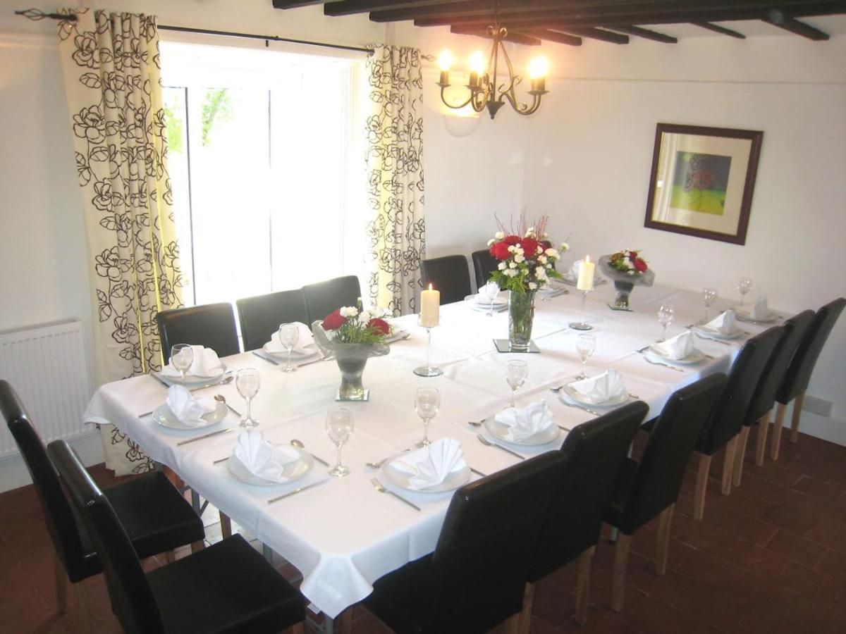 Arden Hill Farmhouse - Hot Tub, Snooker Table, Sleeps 16 Stratford-upon-Avon Dış mekan fotoğraf